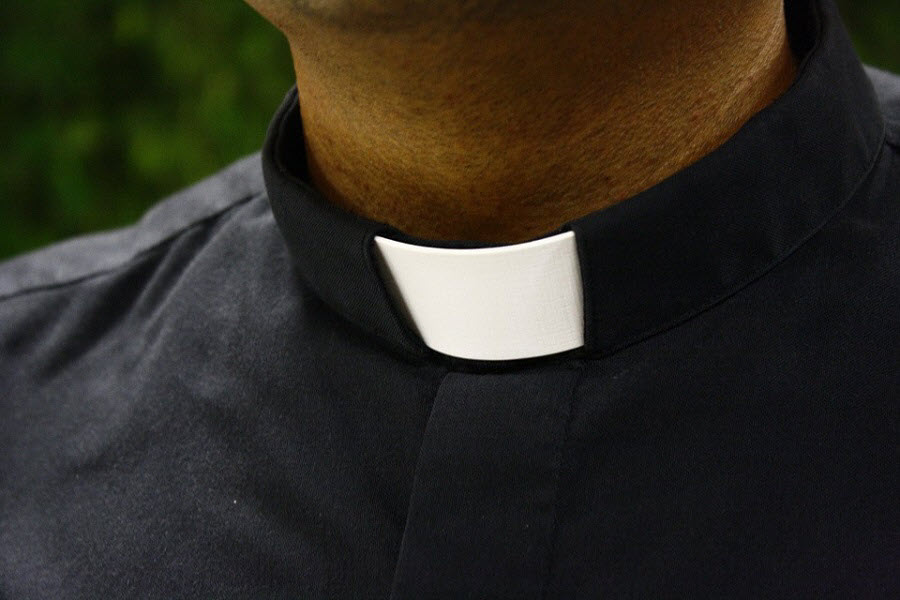 priest1